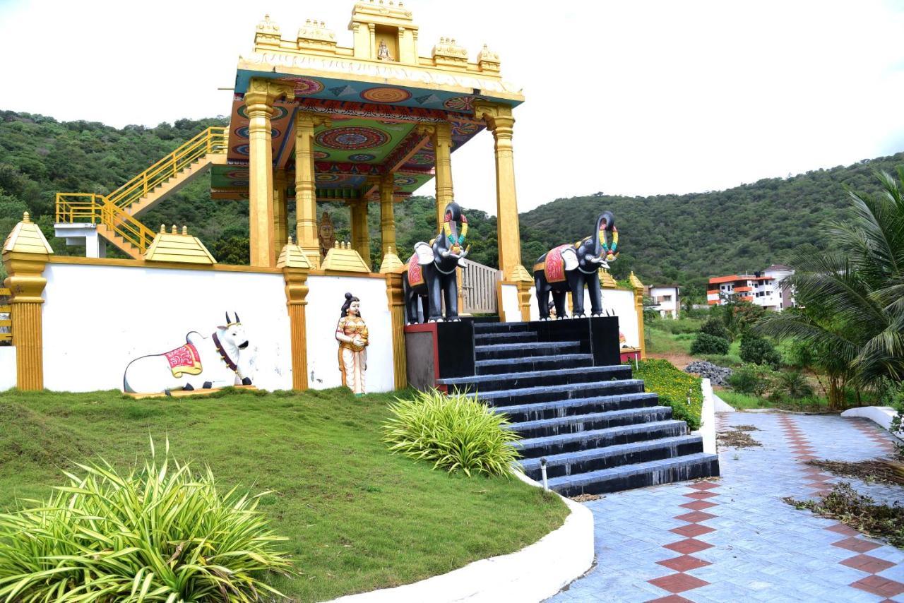 Nirvana Holistic Living Varagampadi ภายนอก รูปภาพ